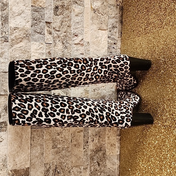 MARC JACOB LEOPARD PRINT HEELED BOOTS, NEVER WORN SIZE 36 MADE IN ITALY - Picture 4 of 8